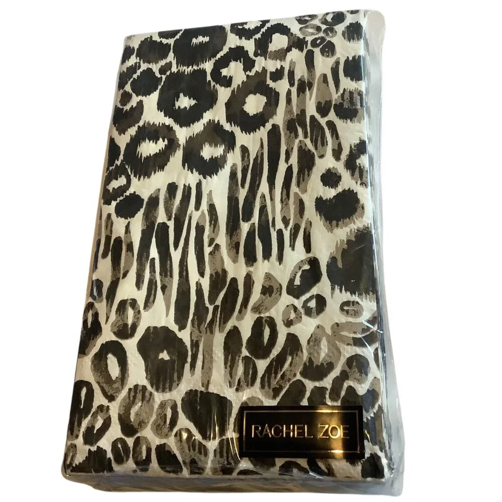Rachel Zoe 32-Pack Disposable Guest Napkins Black & White Animal Print 8
